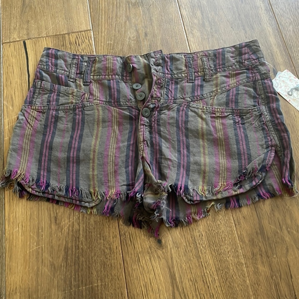 Free people NWT shorts 8